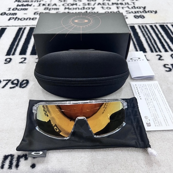 Oakley Sutro Low Bridge OO9406-B537 Polished Clear Frames w/ Prizm 24K Gold Lens - Picture 1 of 13